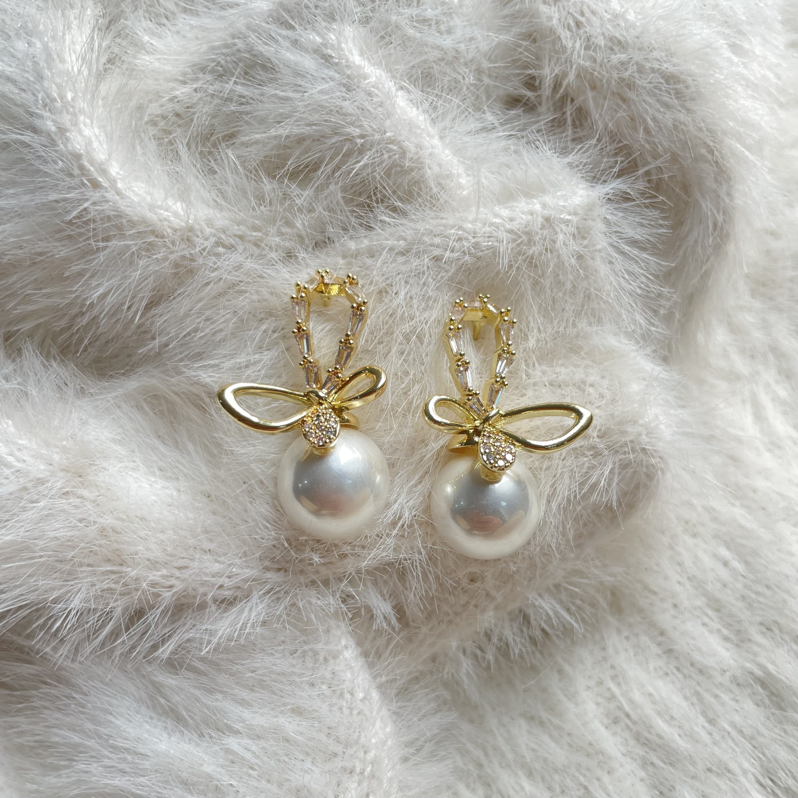 Korean Pearl Earring