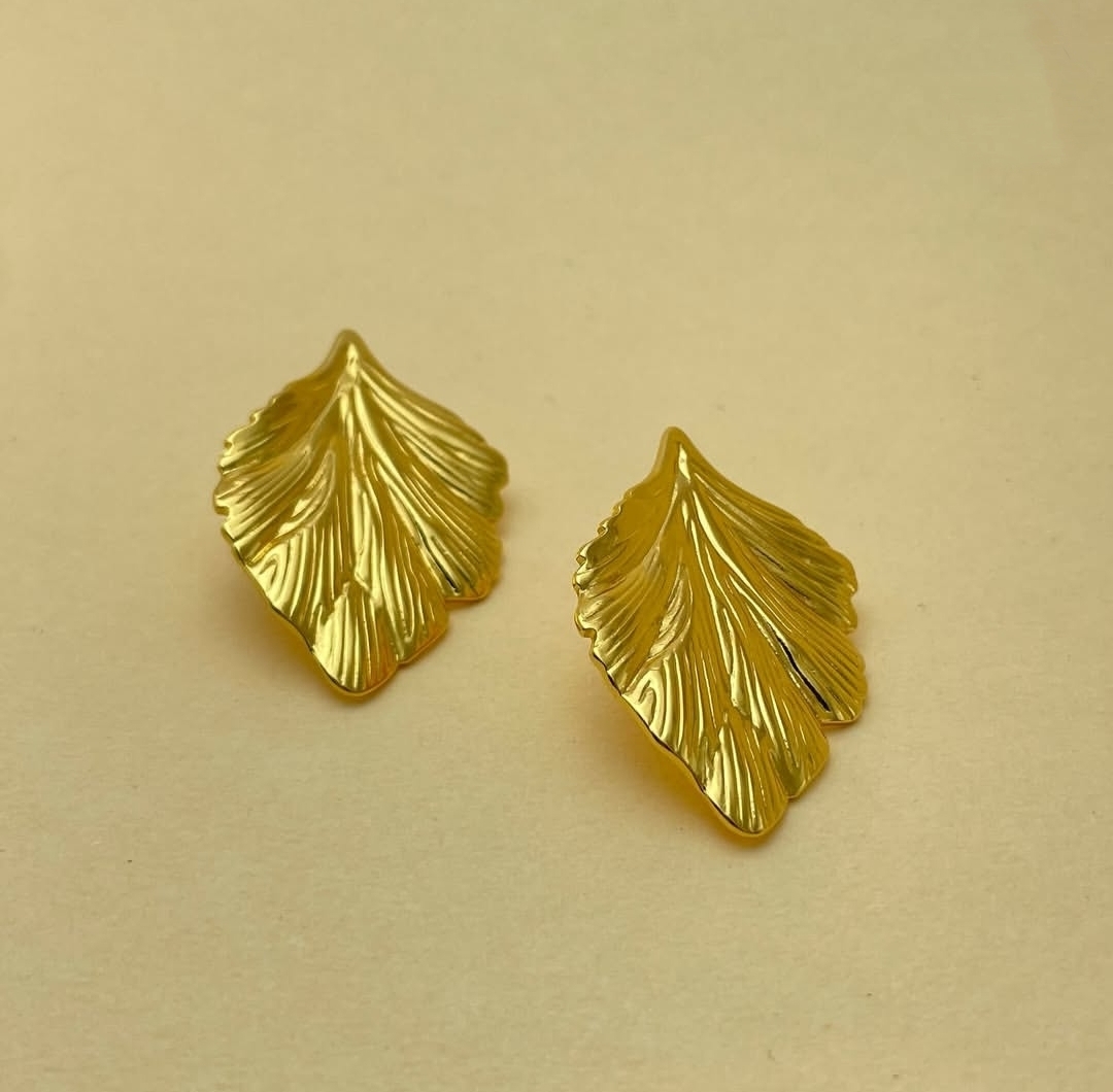 Vintage Leaf Earring